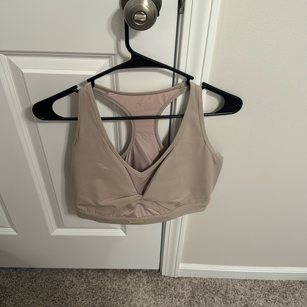 Whitney Simmons sports bra Gymshark size xl